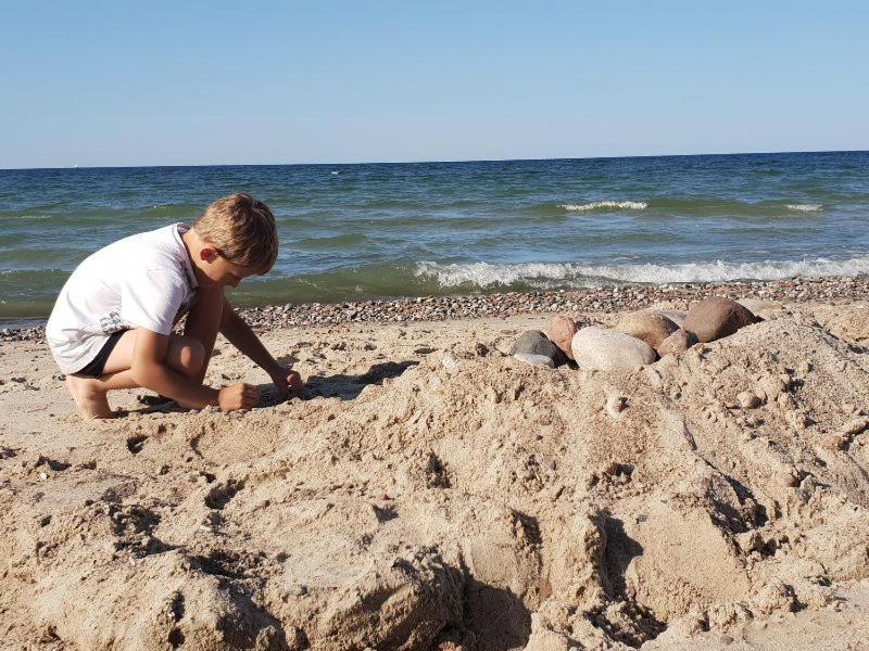 5 Zmyslow Akademia Wypoczynku Pokoje Zieleniewo  Exterior foto